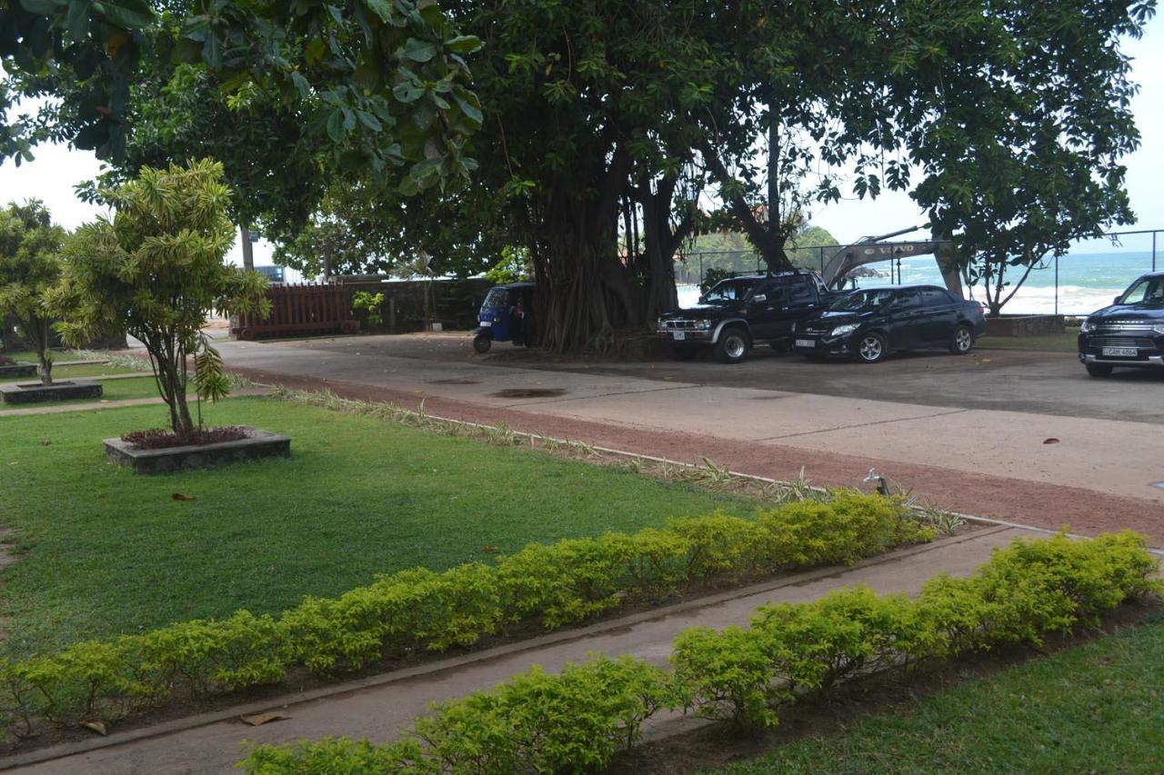 Rest House Matara Hotel Exterior photo