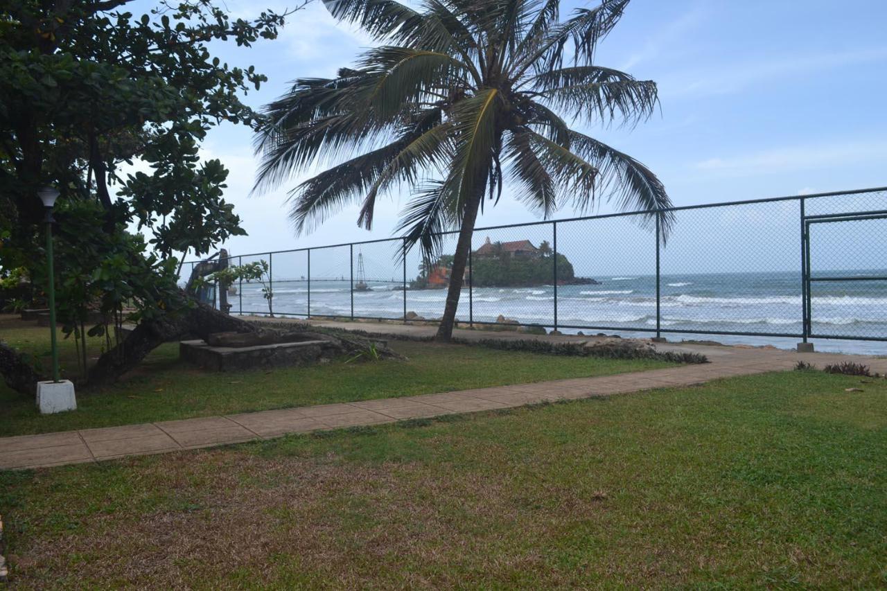Rest House Matara Hotel Exterior photo